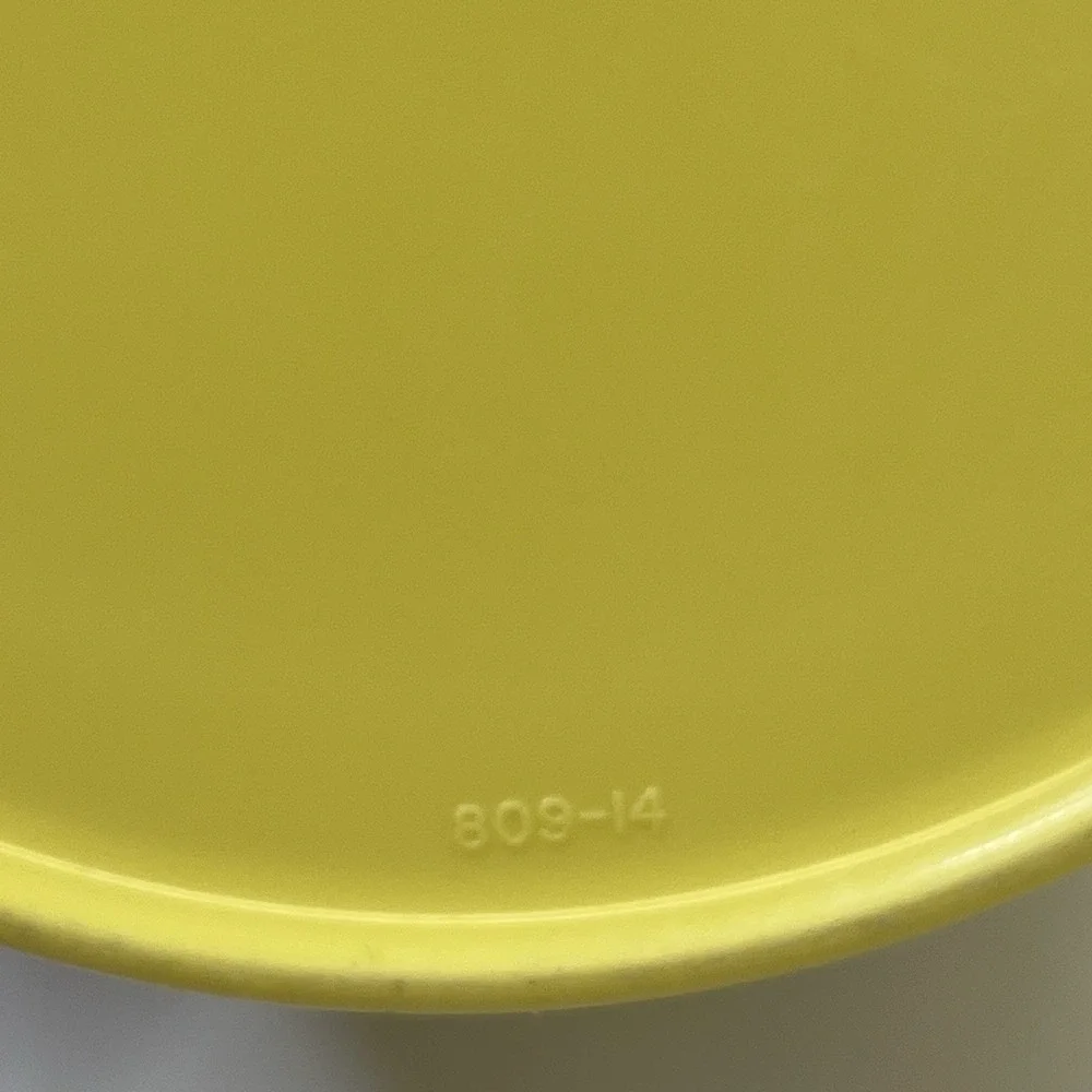 4 Piece Yellow Servalier Tupperware Nesting Canisters Set w Lids 805 807 809 811